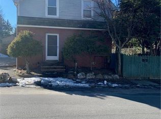 151 Cannon St, Cranston, RI 02920