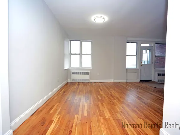 117-12 Ocean Pm image 11 of 40