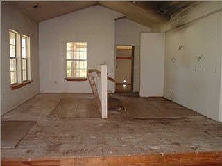 3rd image of 265 Paradise Ln