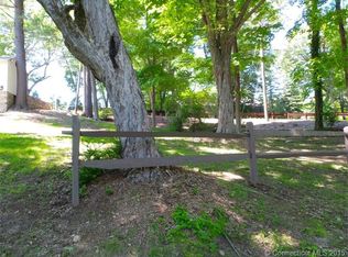 42 Cartbridge Rd, Weston, CT 06883