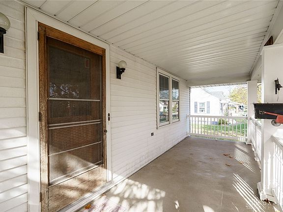 4th image of 3061 Wayland Ave