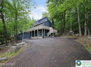 6339 Decker Rd, Bushkill, PA 18324