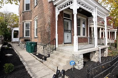 2nd image of 3231 Vine St #2