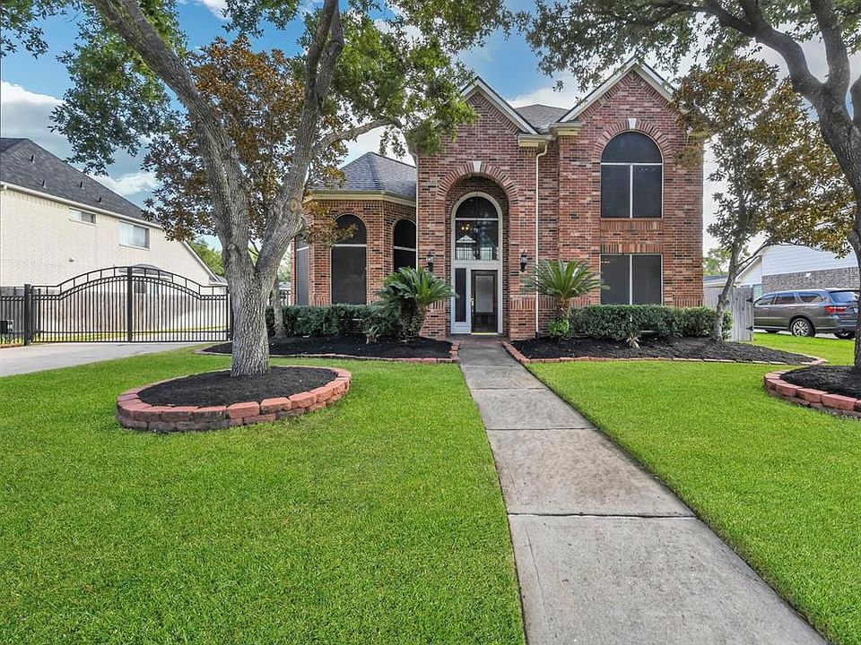 1st image of 22618 Sierra Lake Ct