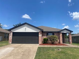 1319 Hayes St, Cedar Hill, TX 75104
