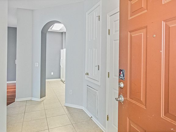 2nd image of 7801 Point Meadows Dr Unit 6408