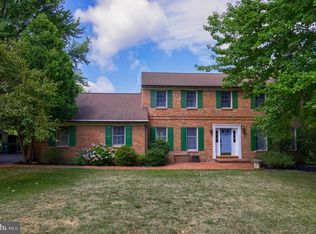 2420 Raleigh Dr, Lancaster, PA 17601