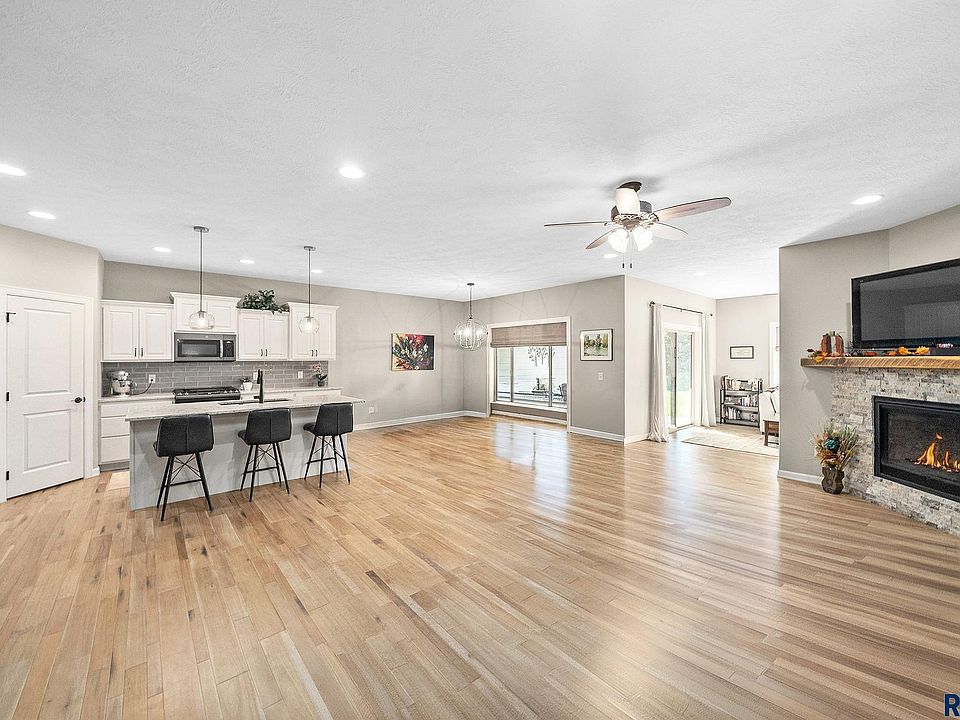 1st image of 5425 Salvation Pl