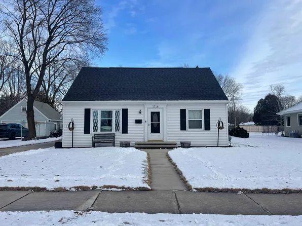 1718 S Kernan Ave, Appleton, WI 54915