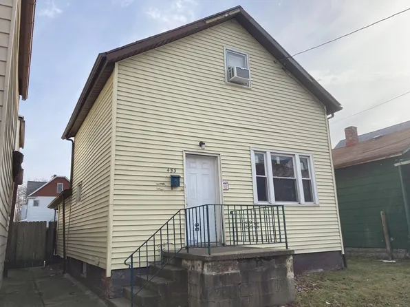 453 E 13th St, Erie, PA 16503