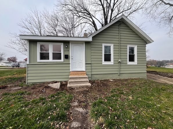 1204 N Park St, Streator, IL 61364