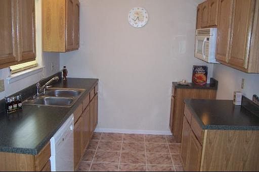 2nd image of 7234 PEBBLE CREEK