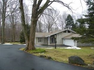 28 Sunset Hill Rd, Bethel, CT 06801