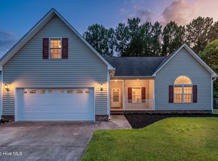 111 Croatan Woods Drive, New Bern, NC 28562