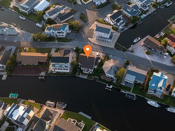 2nd image of 26 Bayside Dr