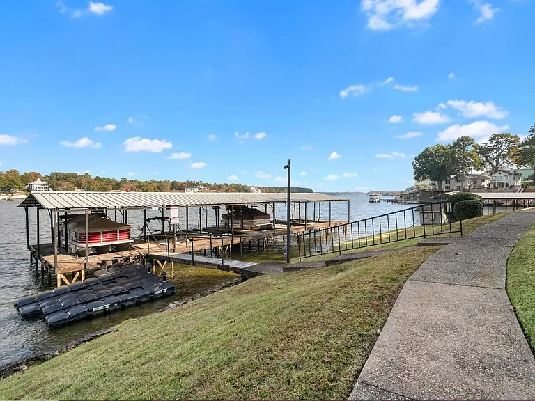 1319 Airport Rd #3B — Photo 16