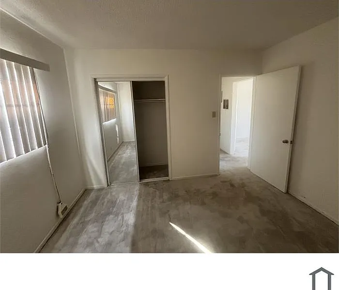 1435 W 105th St