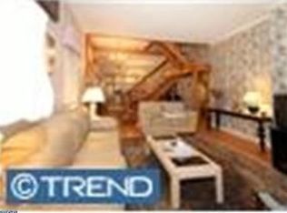 1327 Castle Ave, Philadelphia, PA 19148