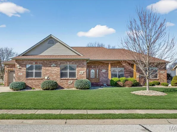 2108 Tuscany Ridge Ct, Maryville, IL 62062