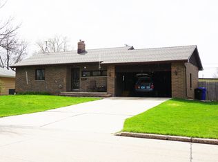 1433 N Leona St, Appleton, WI 54911