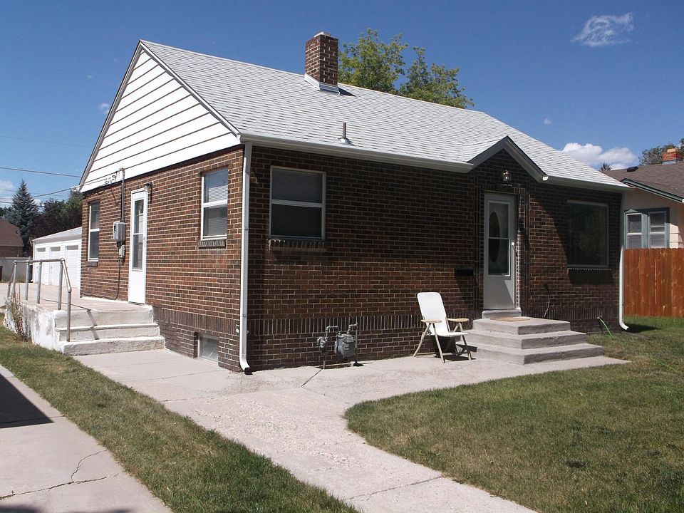 2nd image of 3320 Dey Ave