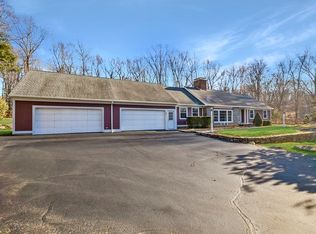 19 Butternut Dr, Sutton, MA 01590