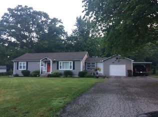 3379 Bloomtown Rd, West Terre Haute, IN 47885