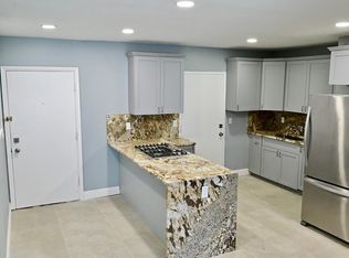 382 E Royal Palm Rd #80, Boca Raton, FL 33432