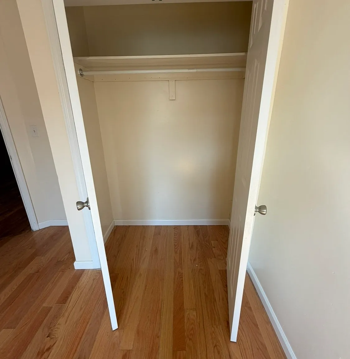 3 bed, $3,752 — Photo 4