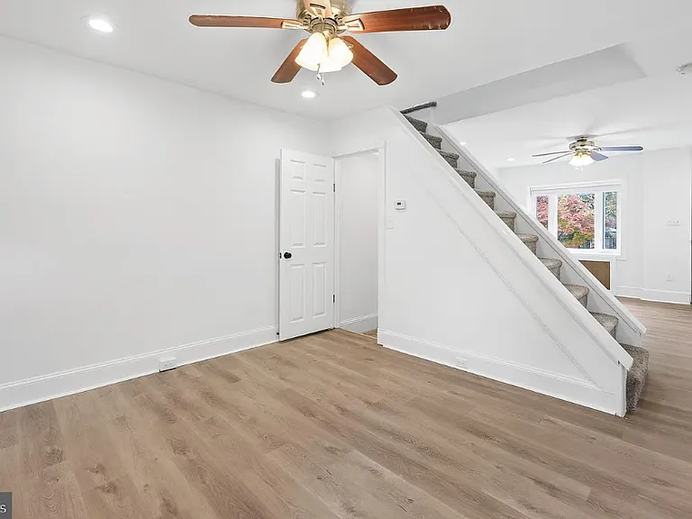4578 Mitchell St — Photo 6