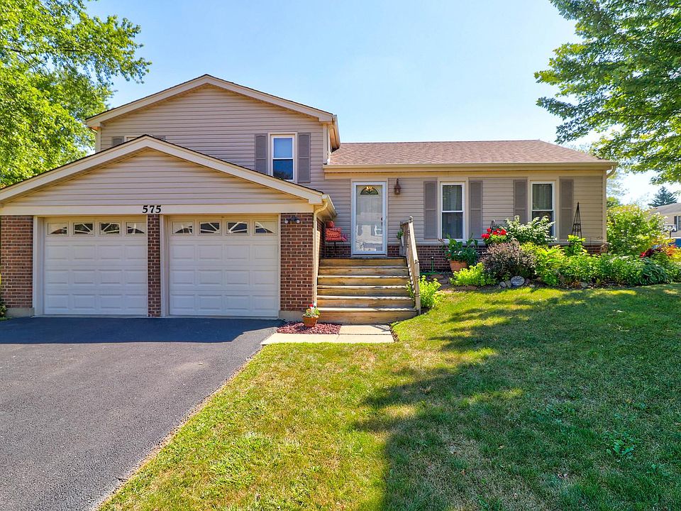 1st image of 575 Dalton Ln