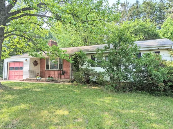 4138 Kirk Rd, Youngstown, OH 44511