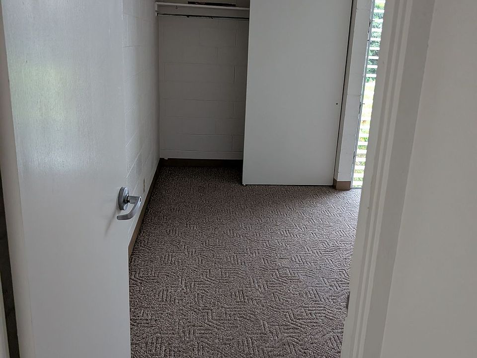 2nd image of 485 Laukapu St #105