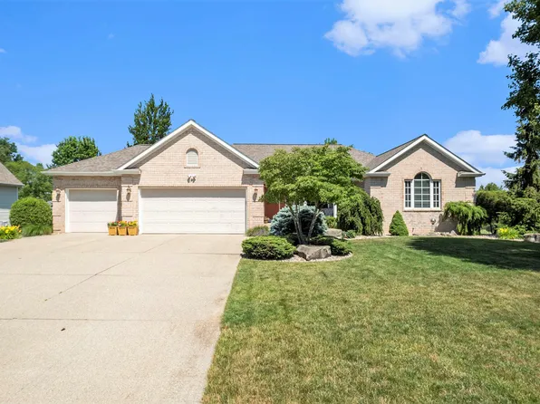 6177 Heathcross Dr, Hudsonville, MI 49426