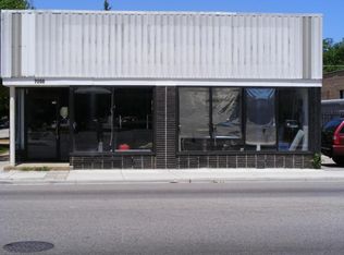 7056 Roosevelt Rd, Oak Park, IL 60304