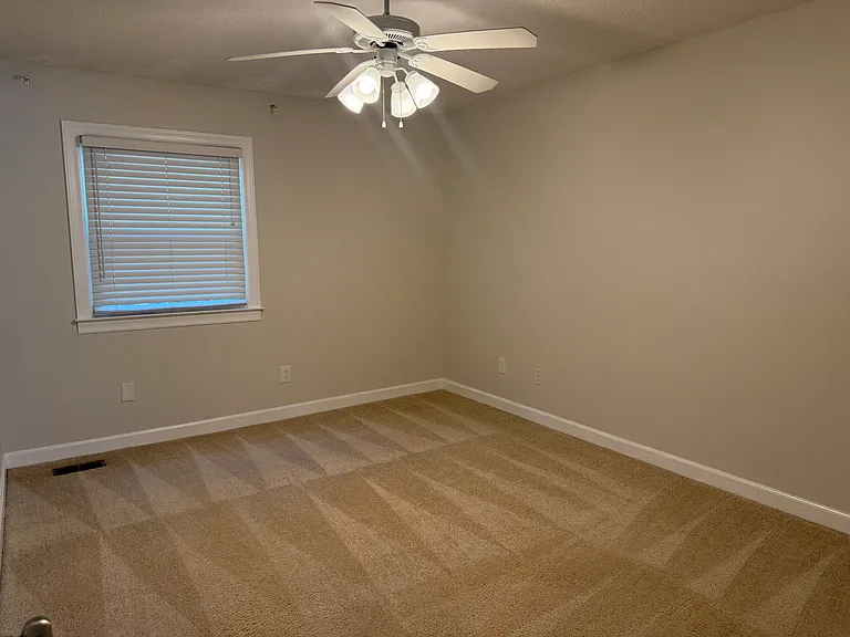 2705 N Center St #26 — Photo 21