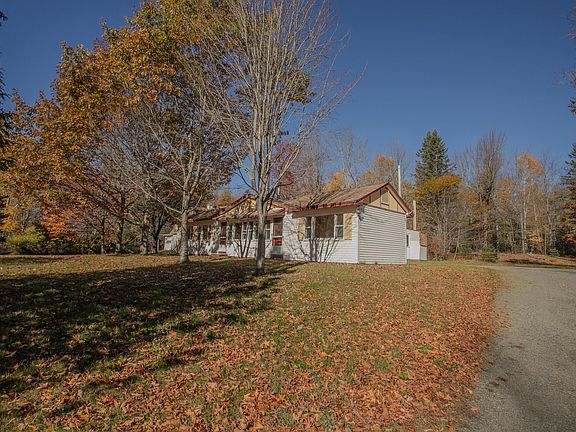 3rd image of 718 Village Road