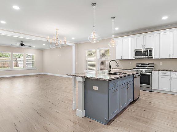 3rd image of 608 5th St