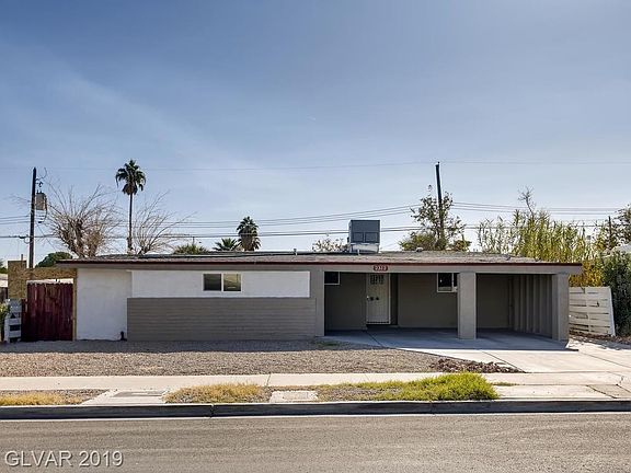 2nd image of 2312 E Oakey Blvd