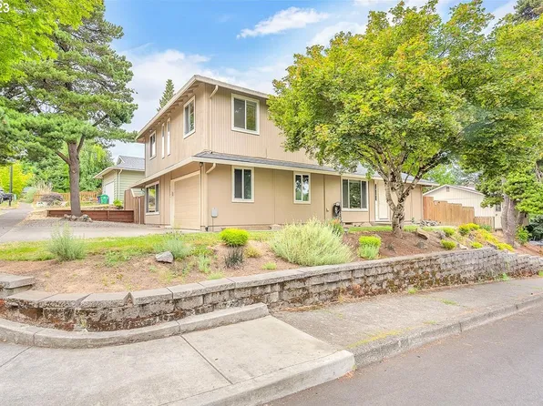 3895 SE 6th St, Gresham, OR 97080