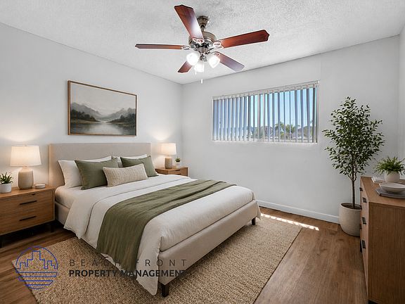 2nd image of 1525 Pine Ave APT 302
