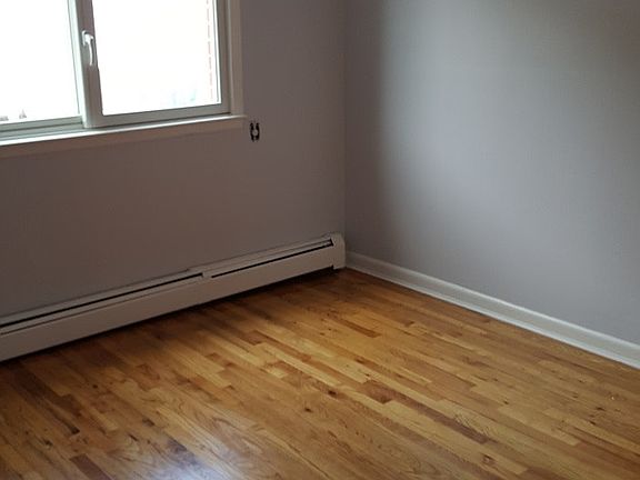 5th image of 7150 71st St #1