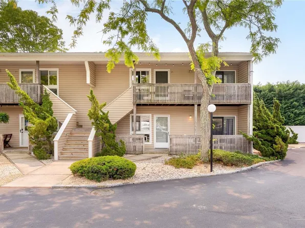 95 Springville Road #11, Hampton Bays, NY 11946