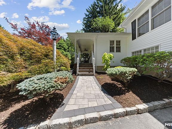 5th image of 20 Northern Avenue Florham Park