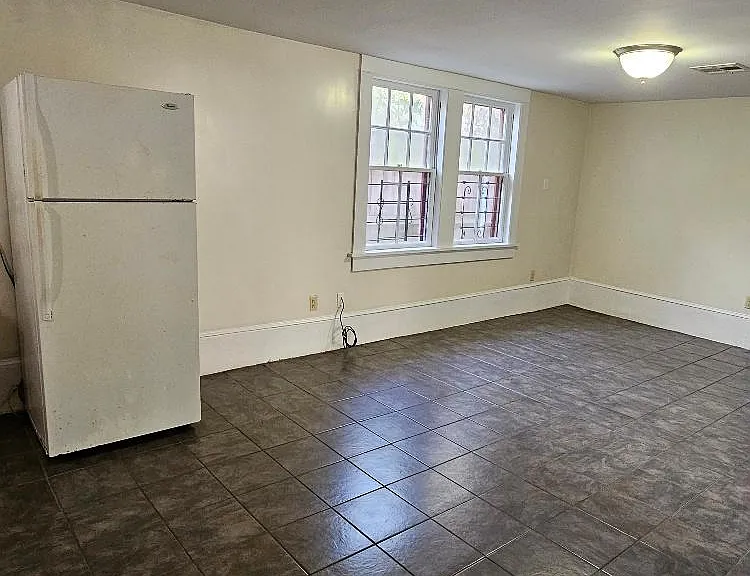 522 Jefferson Ave — Photo 12