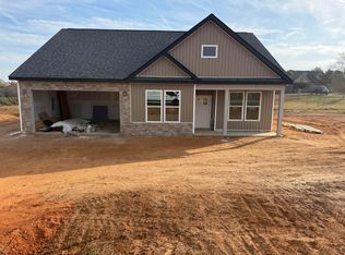 931 Ferree Rd, Campobello, SC 29322