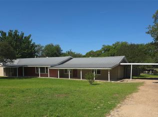 918 S Varella Ave, Mexia, TX 76667