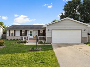 3305 Old Warson Rd, Champaign, IL 61822