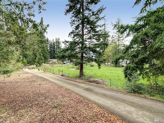 This beautiful setting will entice you in from the street.