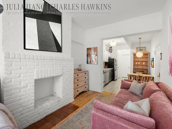 24 Cornelia St APT 2, New York, NY 10014